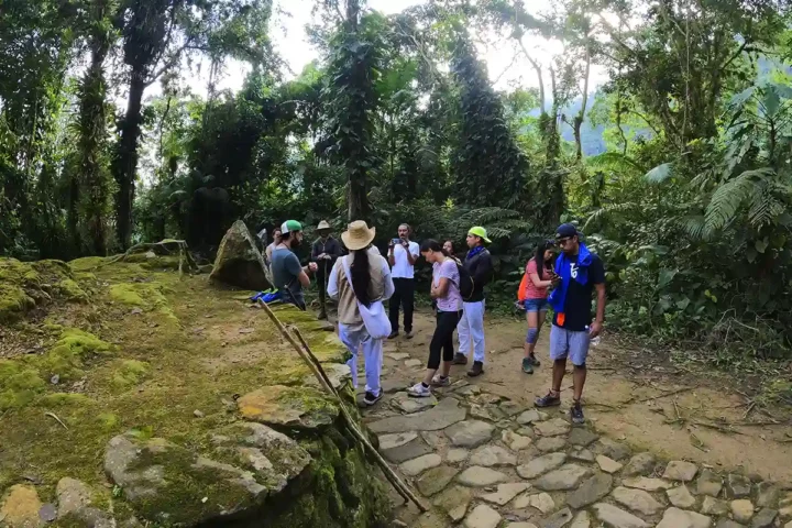guia indigena ciudad perdida colombia