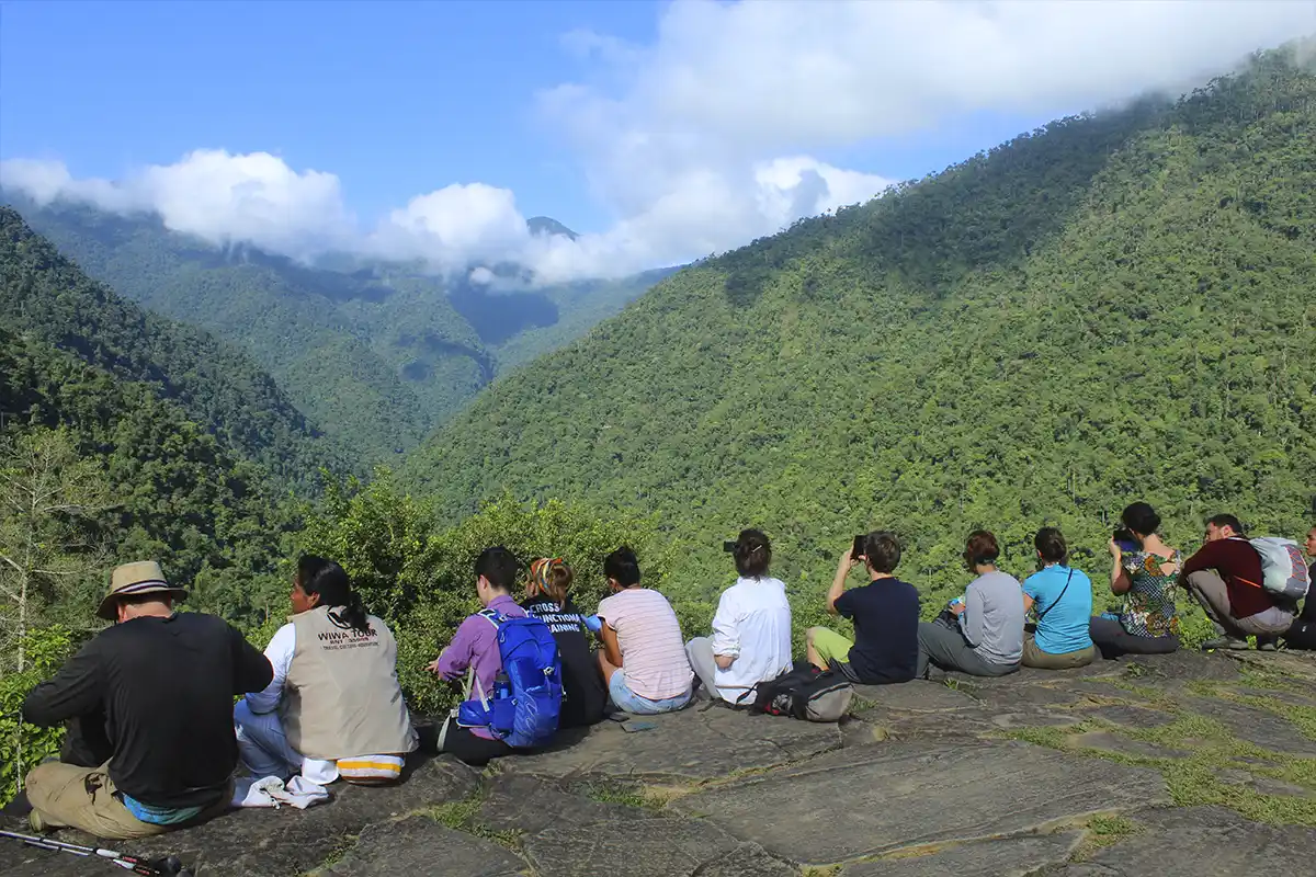 guia indigena en ciudad perdida