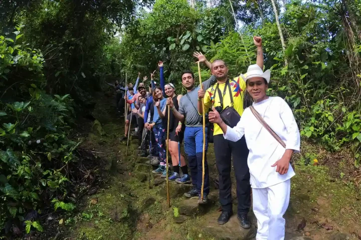 trek a ciudad perdida con guias indigenas