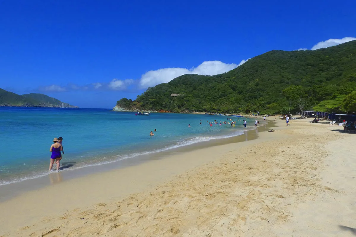 playa cristal tayrona santa marta playa cristal tayrona santa marta