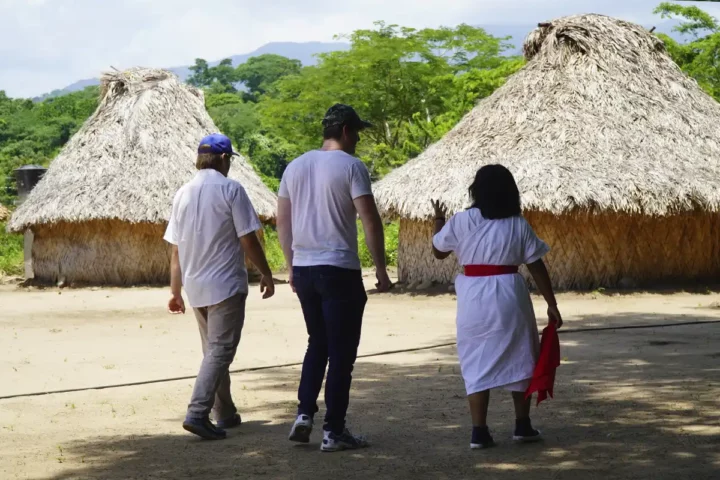 tour pueblo wiwa dibuya
